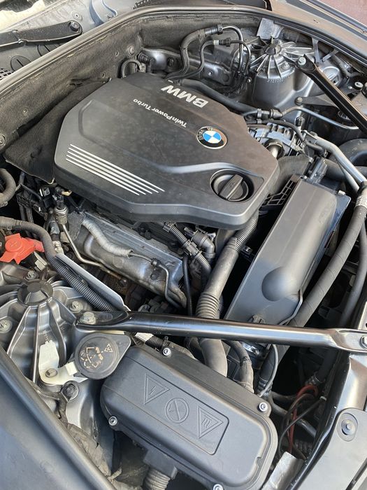 Продам бмв f10 2016 року повний привід