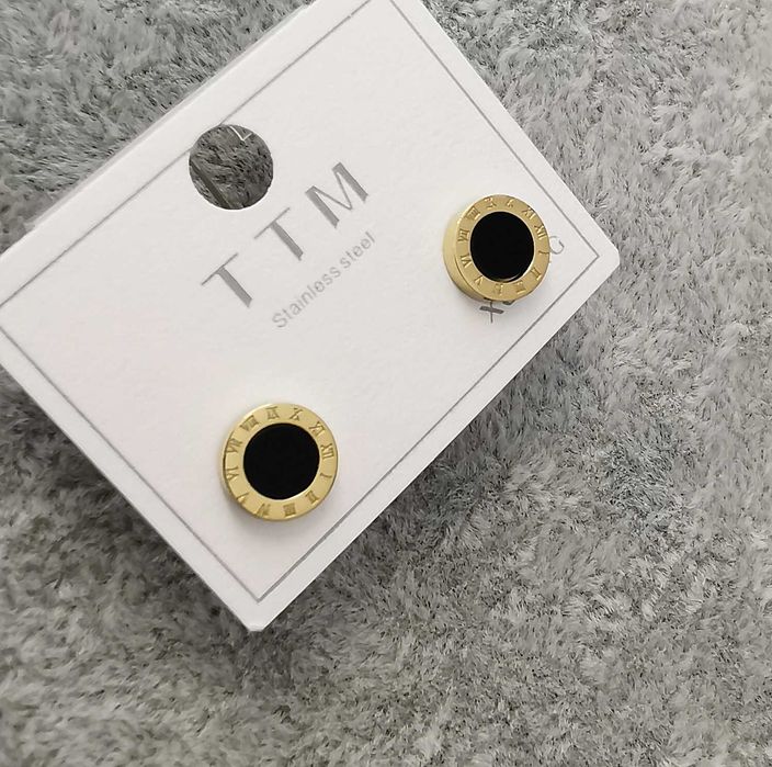 Kolczyki złota stal chirurgiczna motyw zegara 8 mm