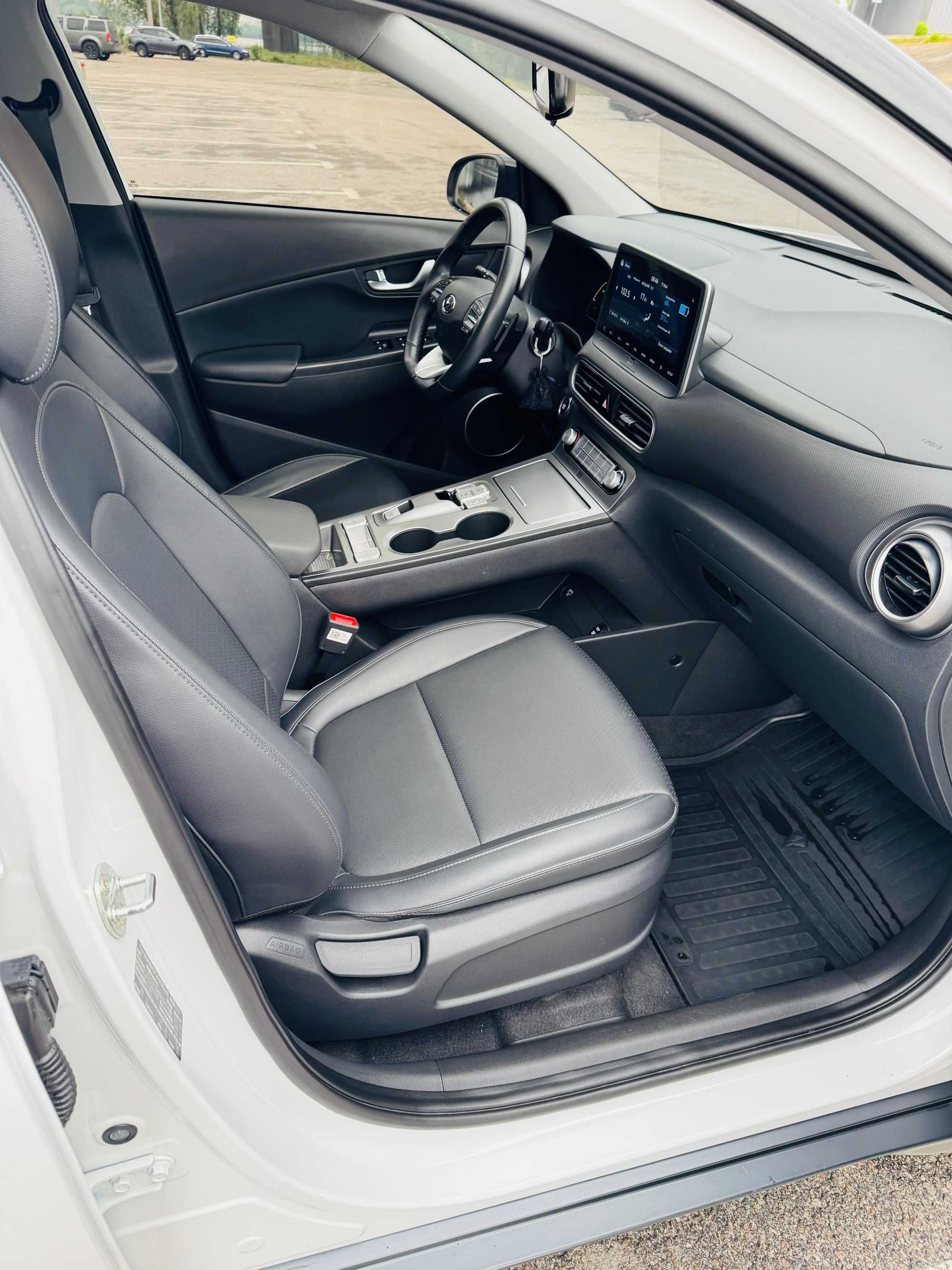 Hyundai Encino EV (Kona) 2021, батарея 64,2 кВт