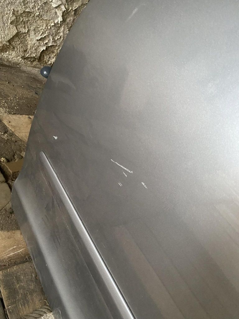 VW Porta esq Polo 9n