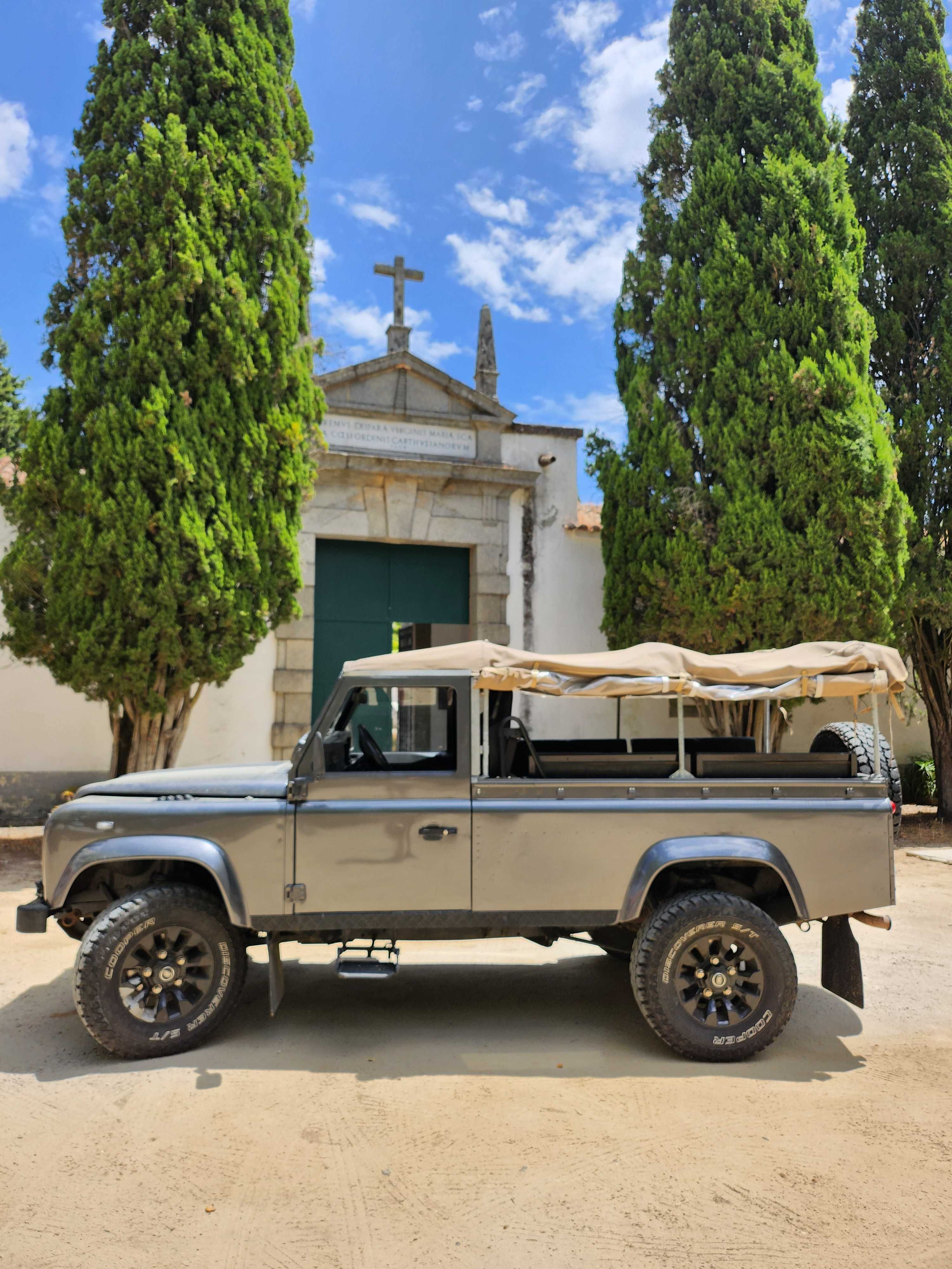 Land Rover Defender 110 Unico