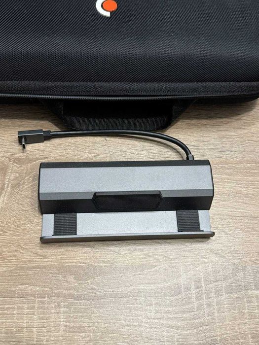 Steam deck OLED 512GB+256 SSD (stan bdb) + słuchawki bt + dock stacja