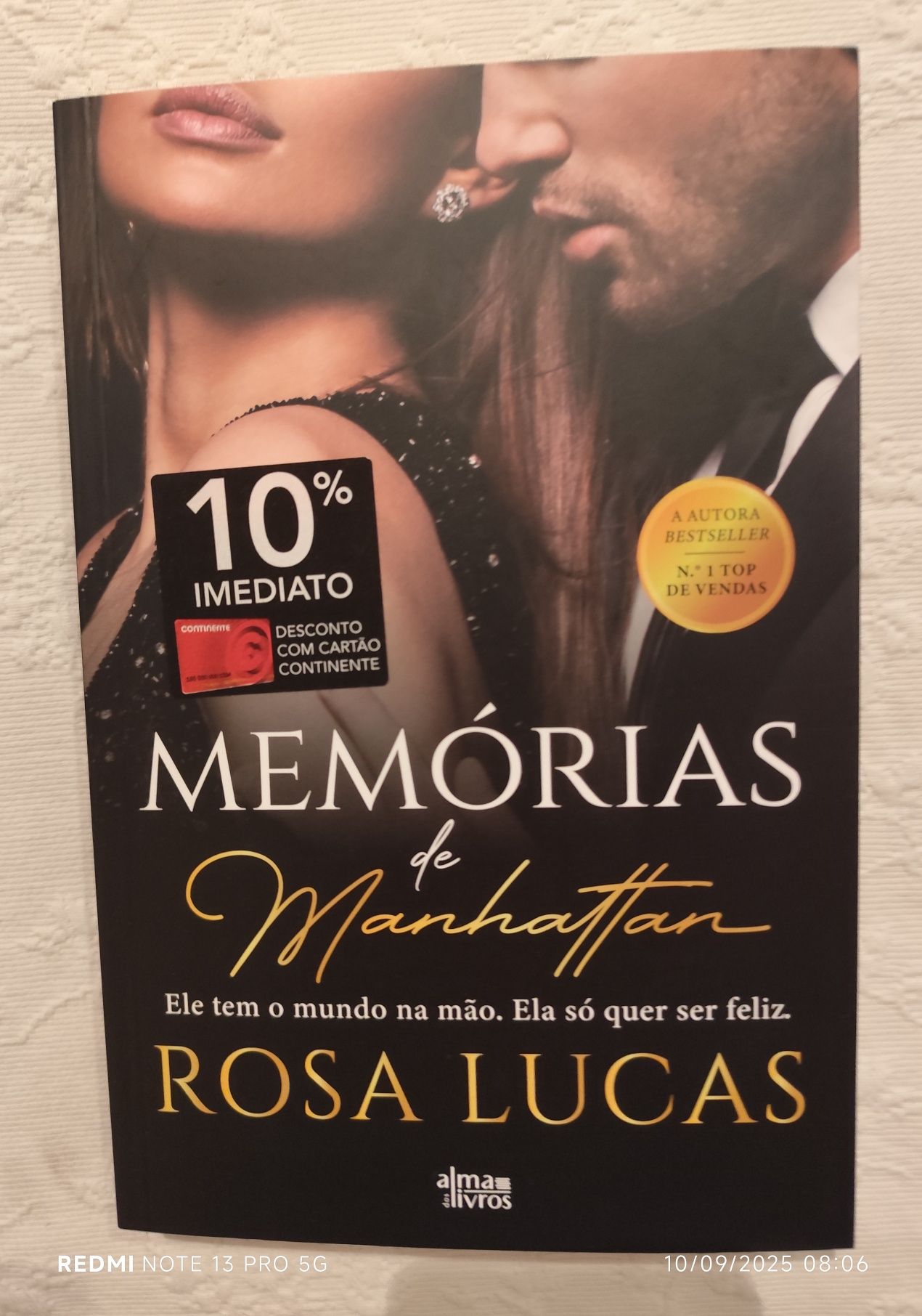 Livro de romance da escritora Rosa Lucas