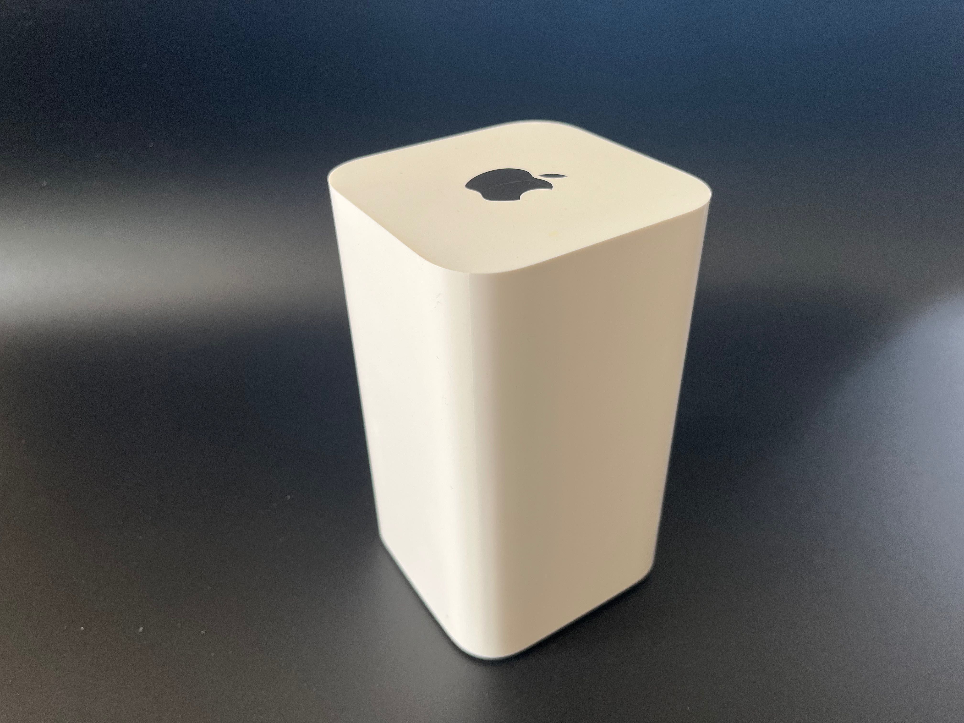 Роутер Apple AirPort Extreme