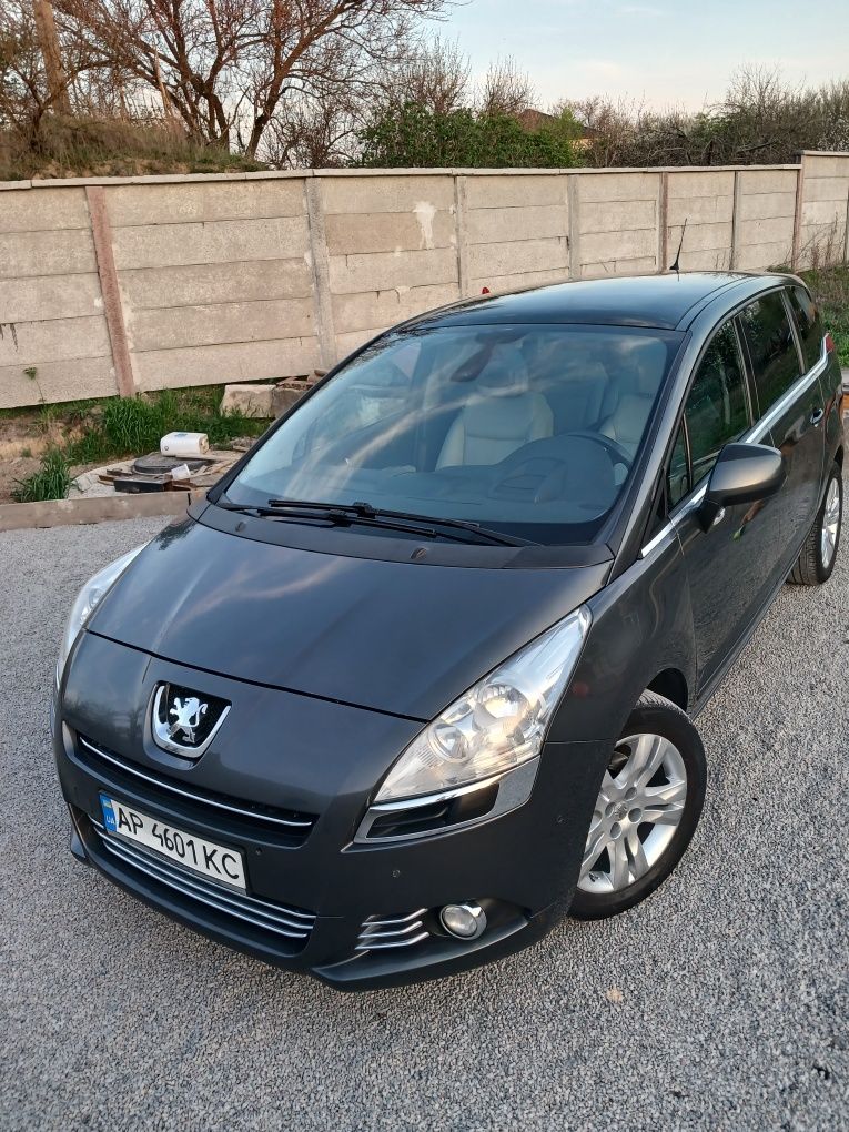 Peugeot 5008 1.6 hdi