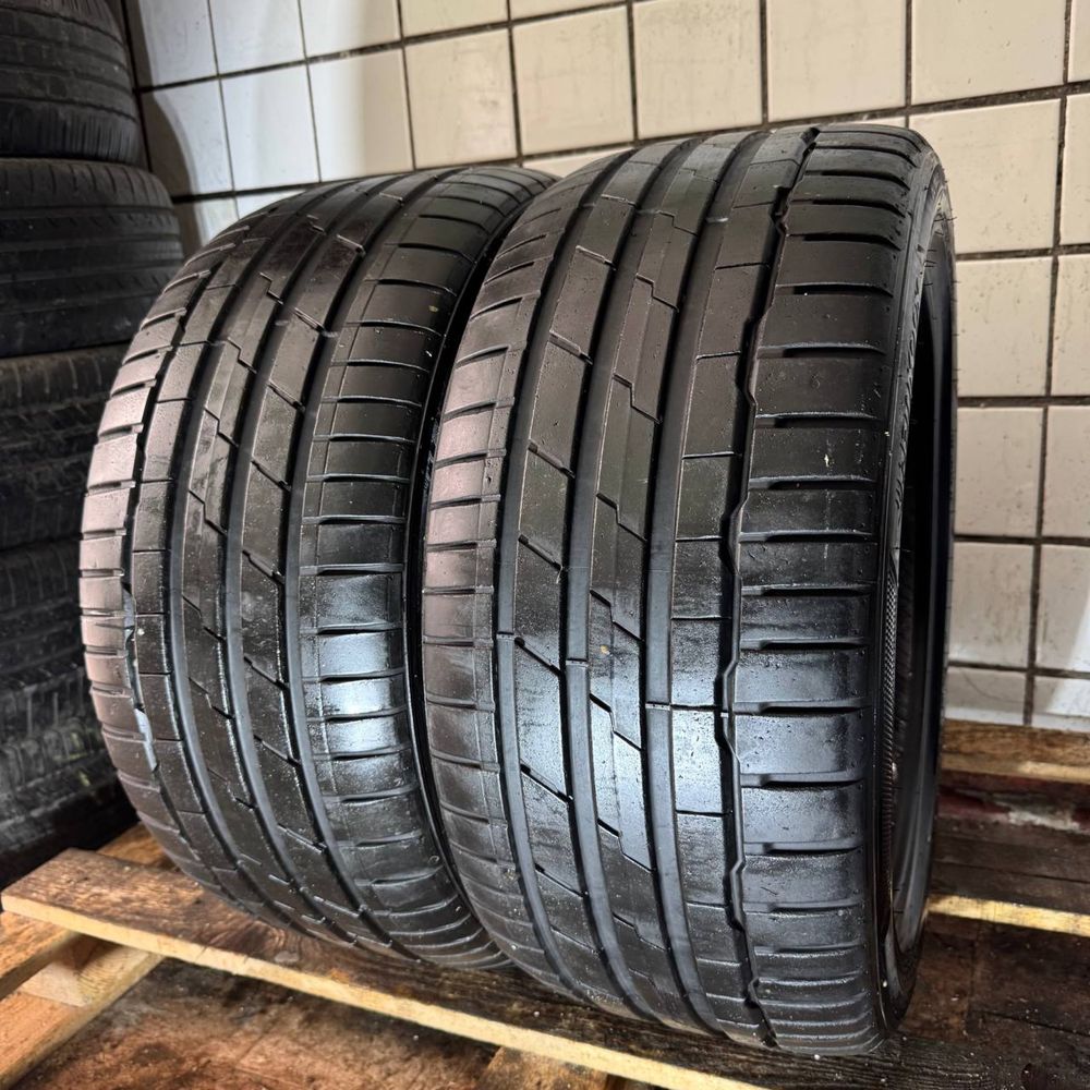 255/40/18 - Hankook