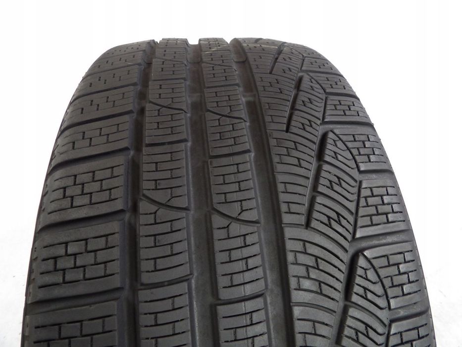 1X opona 245/35R20 PIRELLI SOTTOZERO WINTER 270
