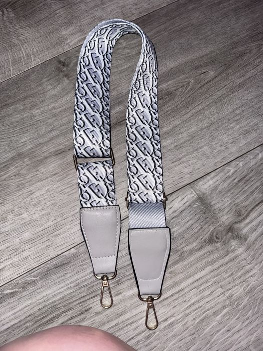 Продам сумочку Dior