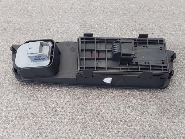 Comando / botão / interruptor vidros frente esquerdo AUDI A1 Sportback