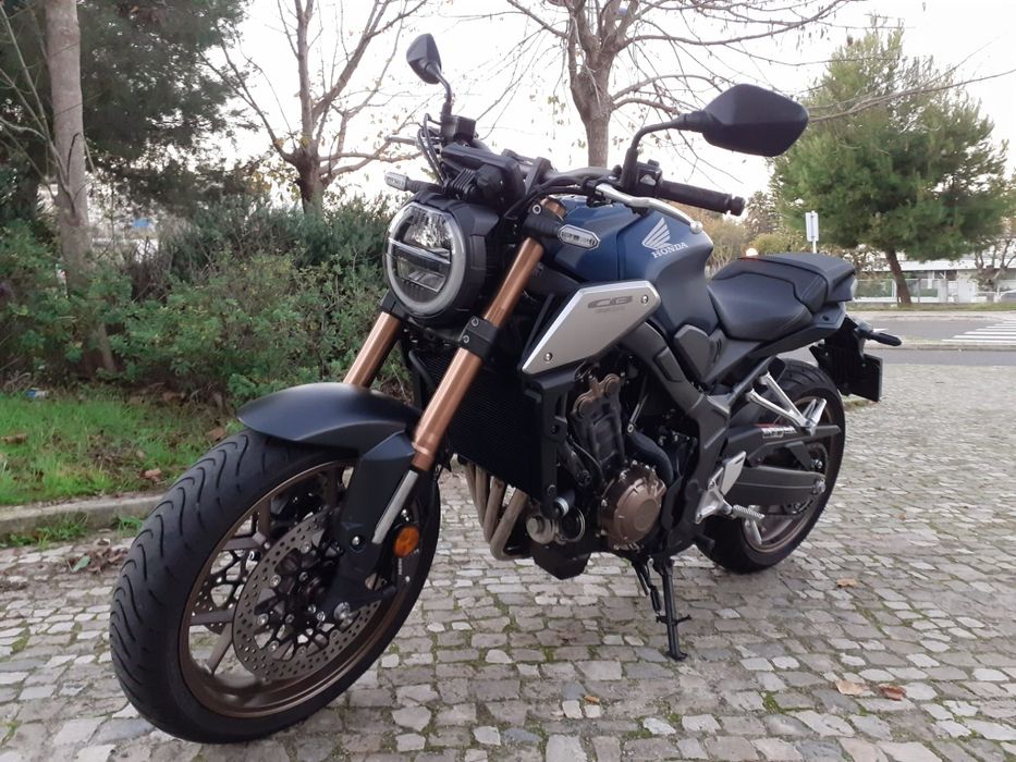Mota Honda CB 650R - 2600Kms