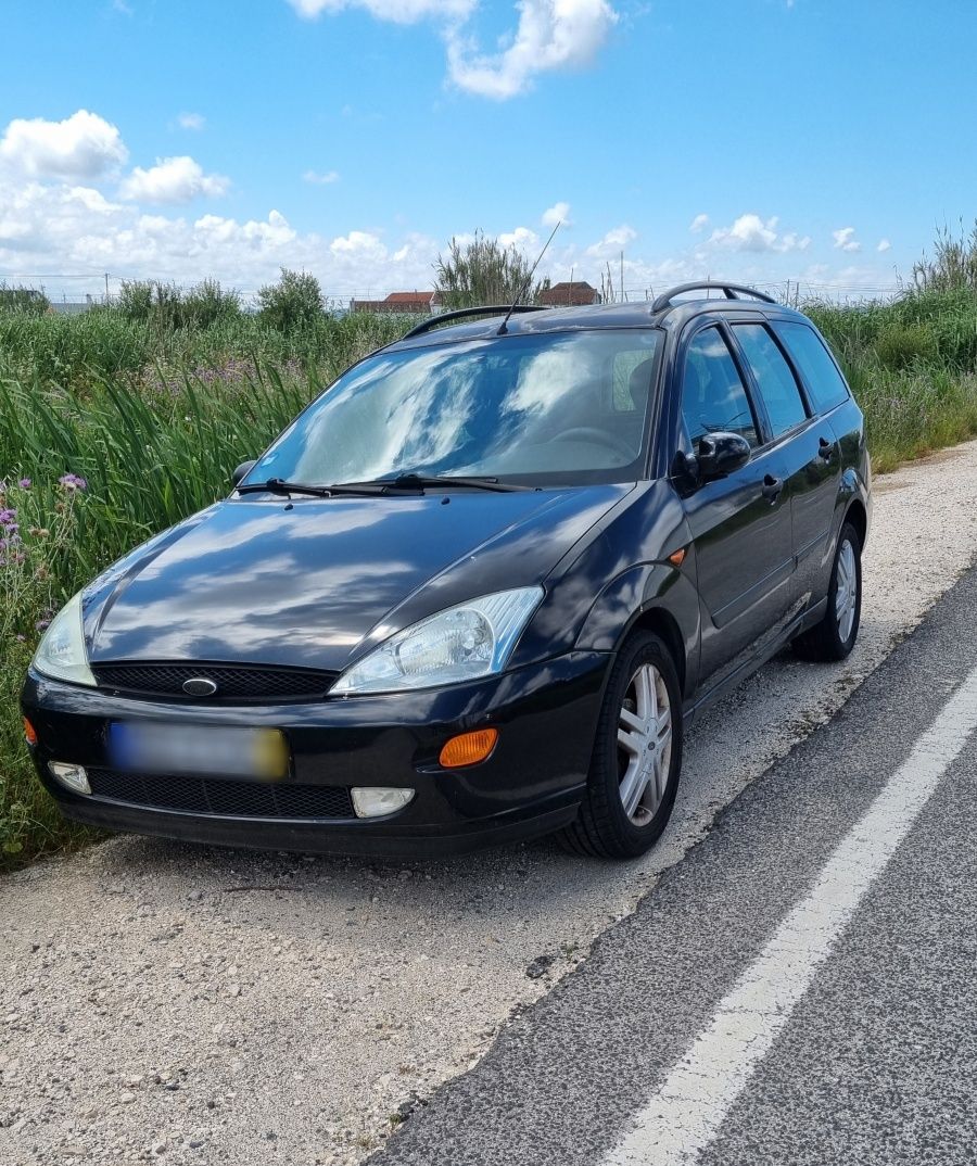 Ford Focus SW TDdi / Preto