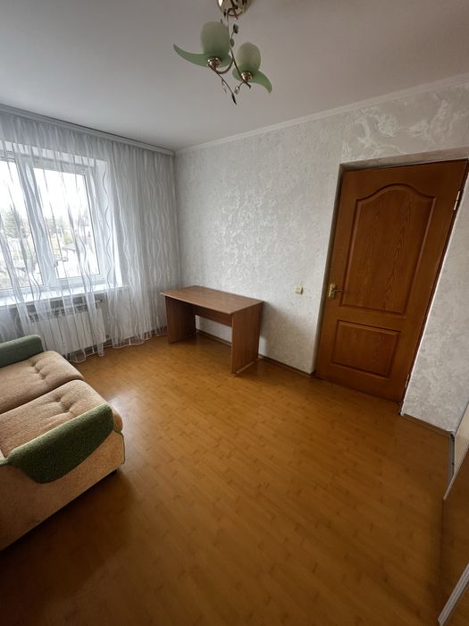 Здається 2-кімнатна квартира