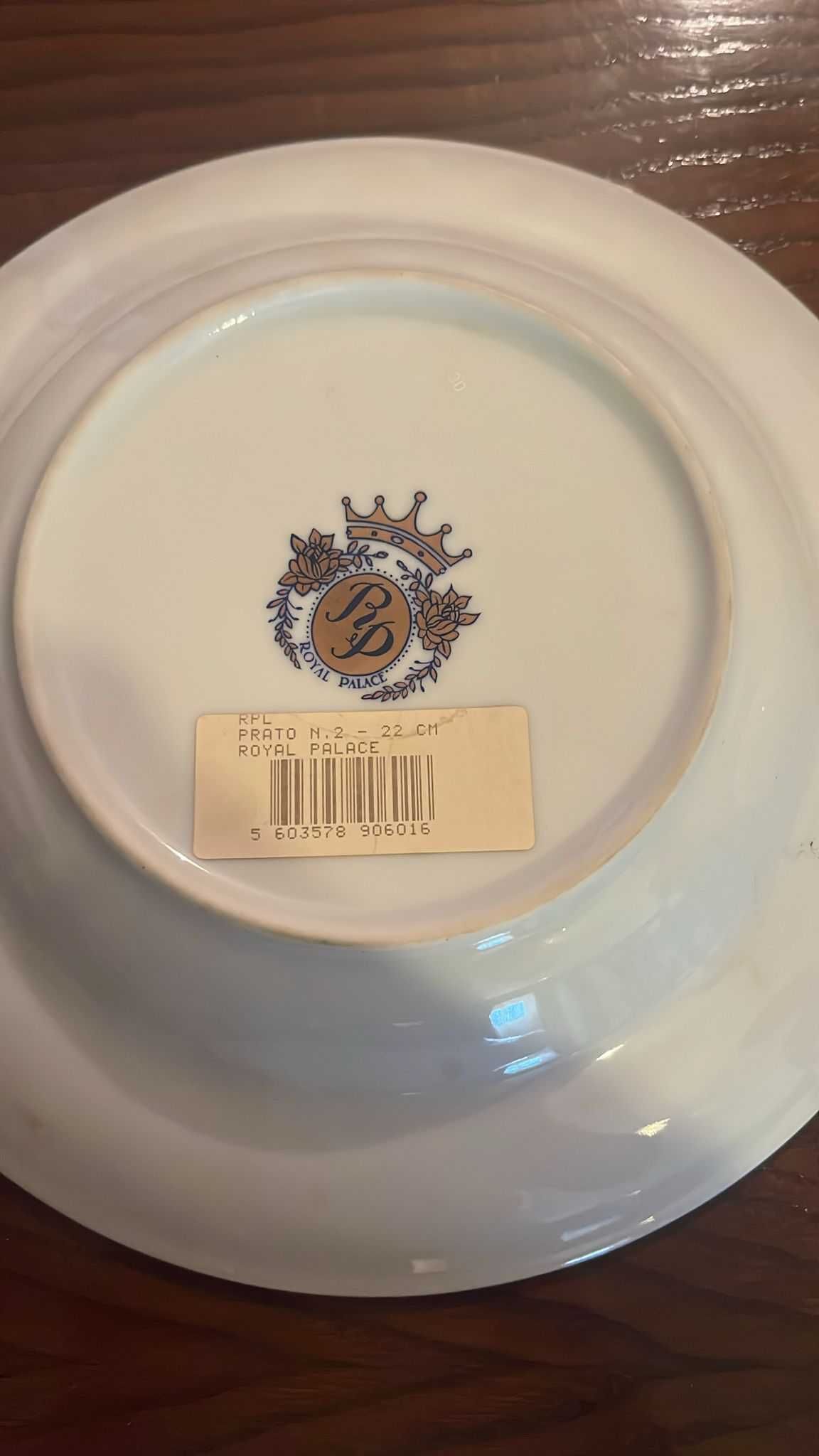 Conjunto de pratos Royal Palace