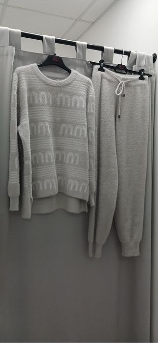 Костюми з альпаки(кофта + штани), розмір 46-50