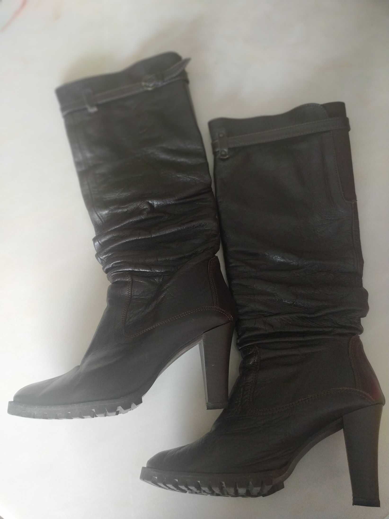 Botas de Cano Alto de Senhora