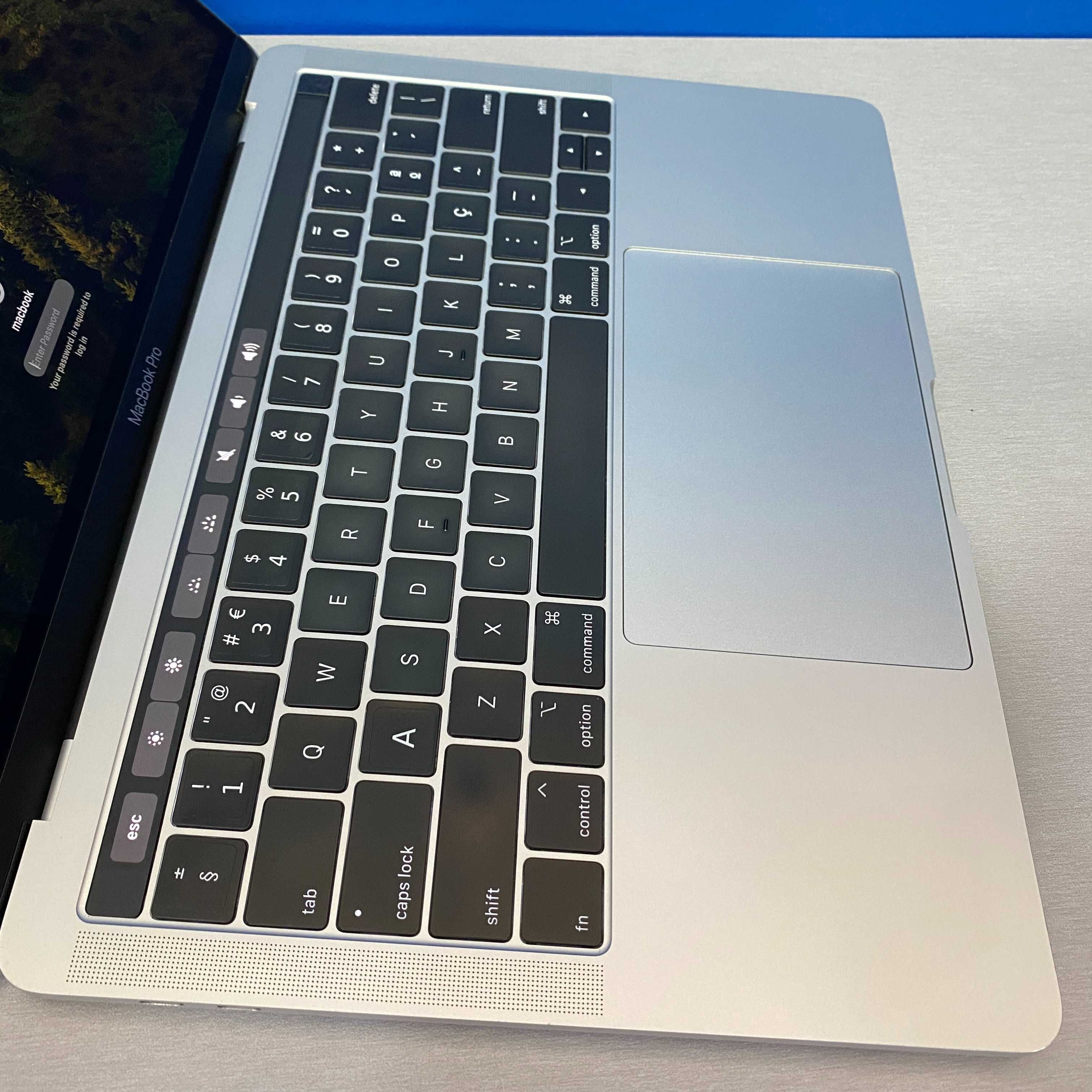 Apple MacBook Pro 13" Touch Bar - A1989 - Mid 2019 (i5/16GB/256GB SSD)