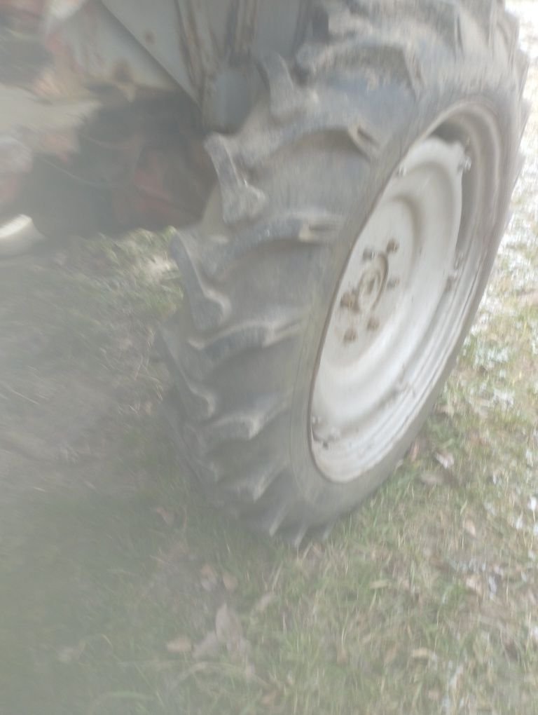 Продам трактор Т 16