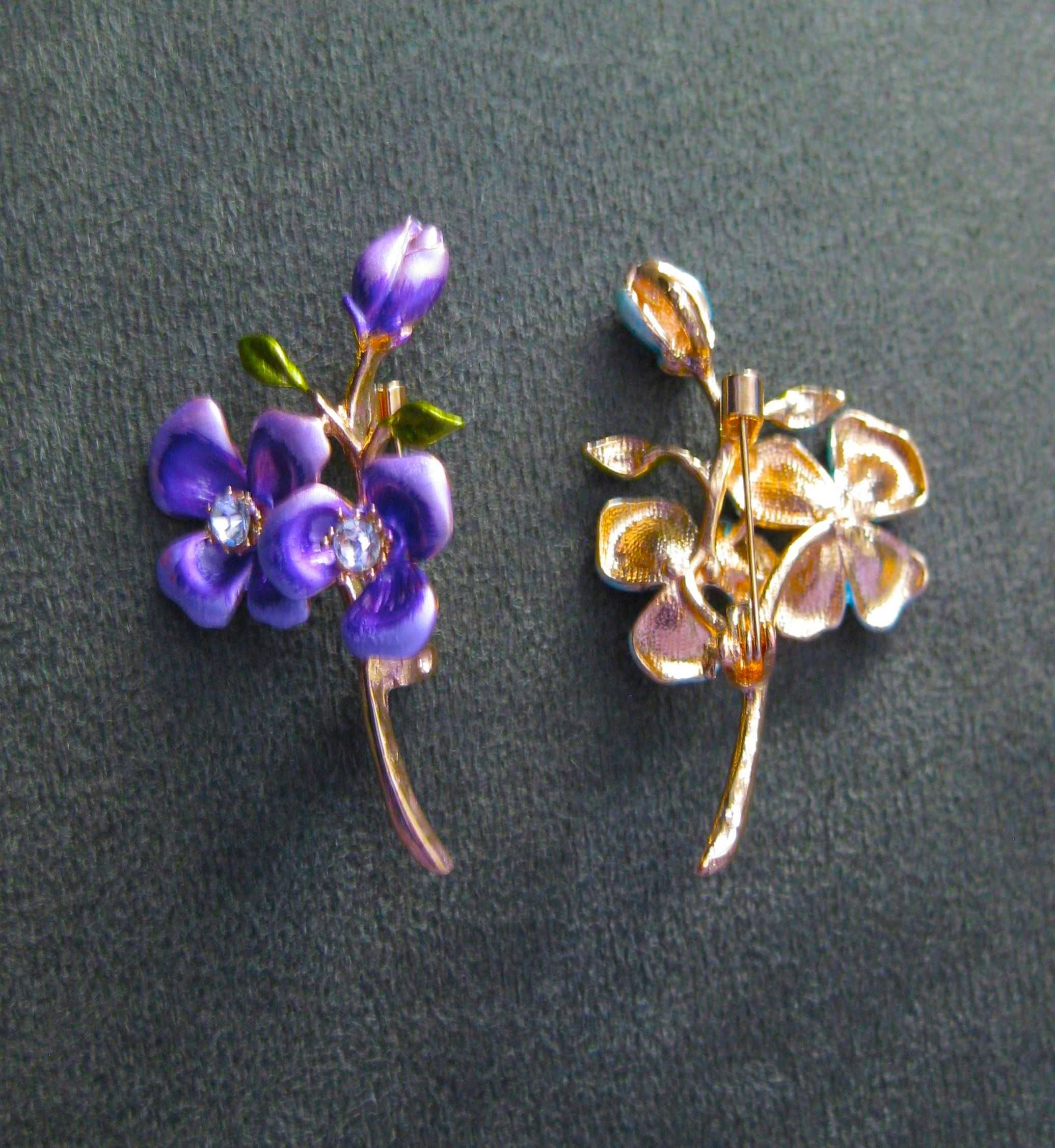 Alfinete / Broche / Pregadeira Flor Metalizada Azul ou Lilas NOVO