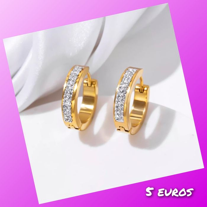 Brincos em aço inoxidável com zirconias