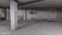Lugar Garagem - Ferreiros