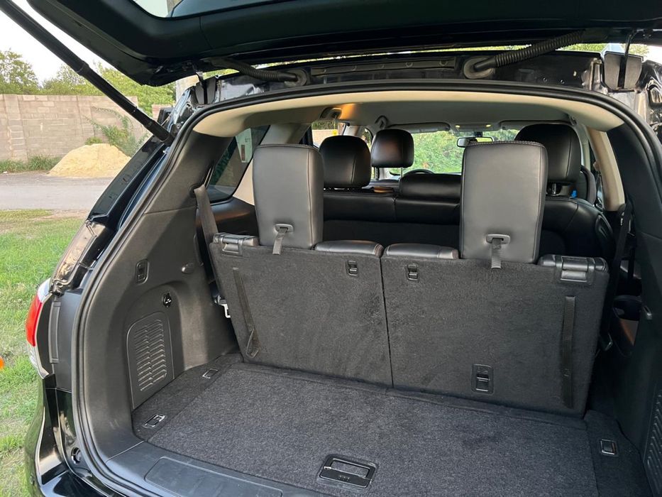 Nissan Pathfinder SL