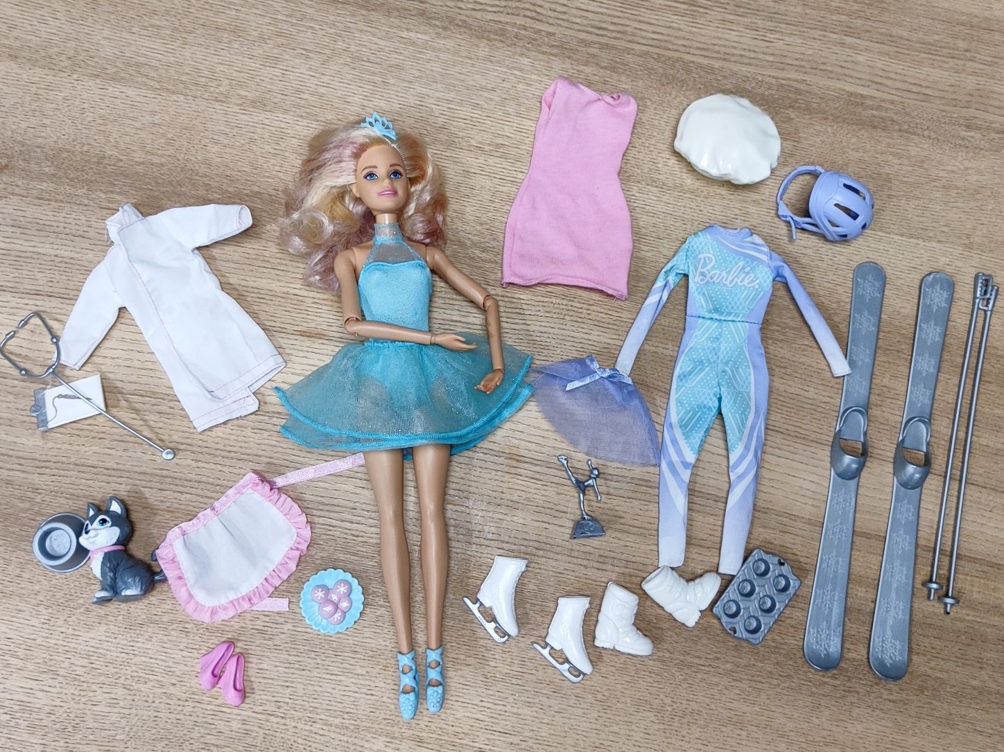 Barbie лялька одяг адвент календар