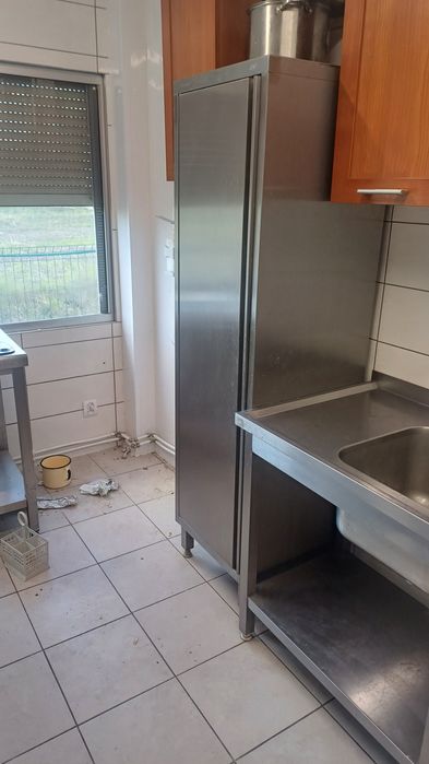 Zlew gastronomiczny basen z syfonem I kranem