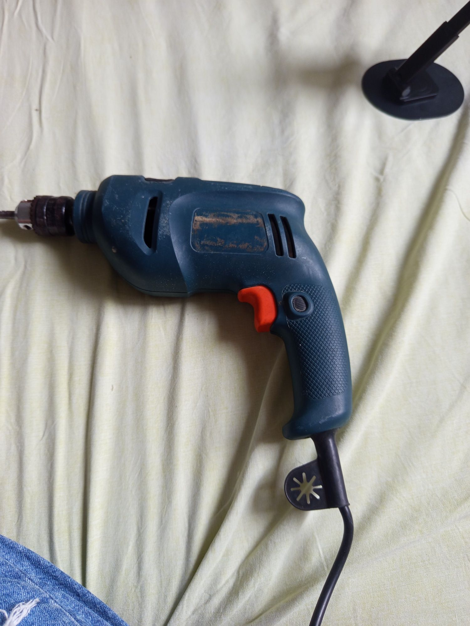 Máquina de furar