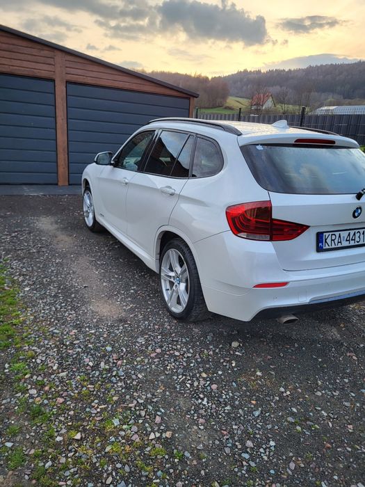 BMW X1 biała perła