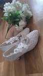 Buty ślubne białe idealne do ślubu
