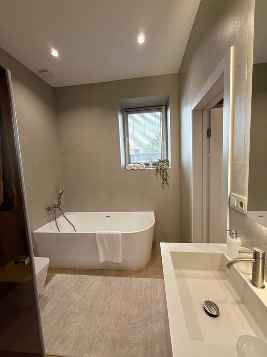 Будинок ЛЮКС з дизайнерським ремонтом 225м на 9,5 сотках, Ходосівка