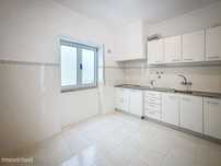 Apartamento T1 a poucos metros da praia