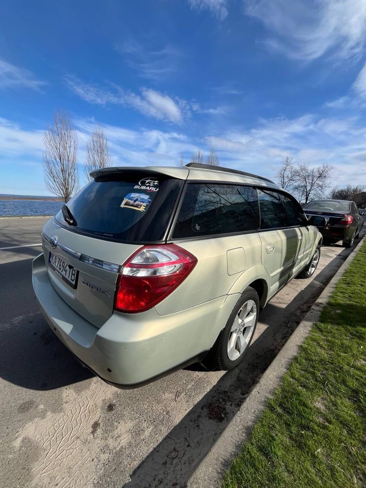 Продам авто Subaru Outback 2006