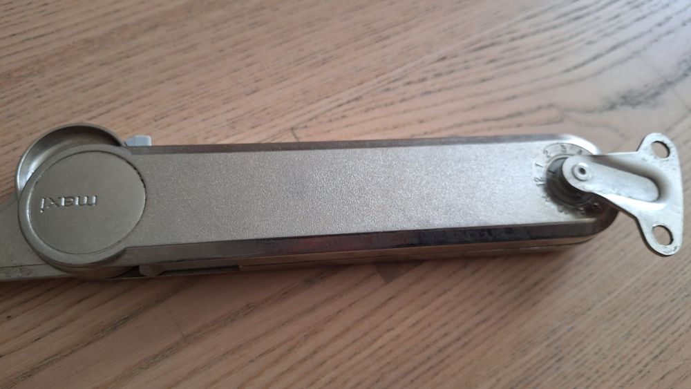 Podnosnik do szafy ciężkich MAXI Red white black