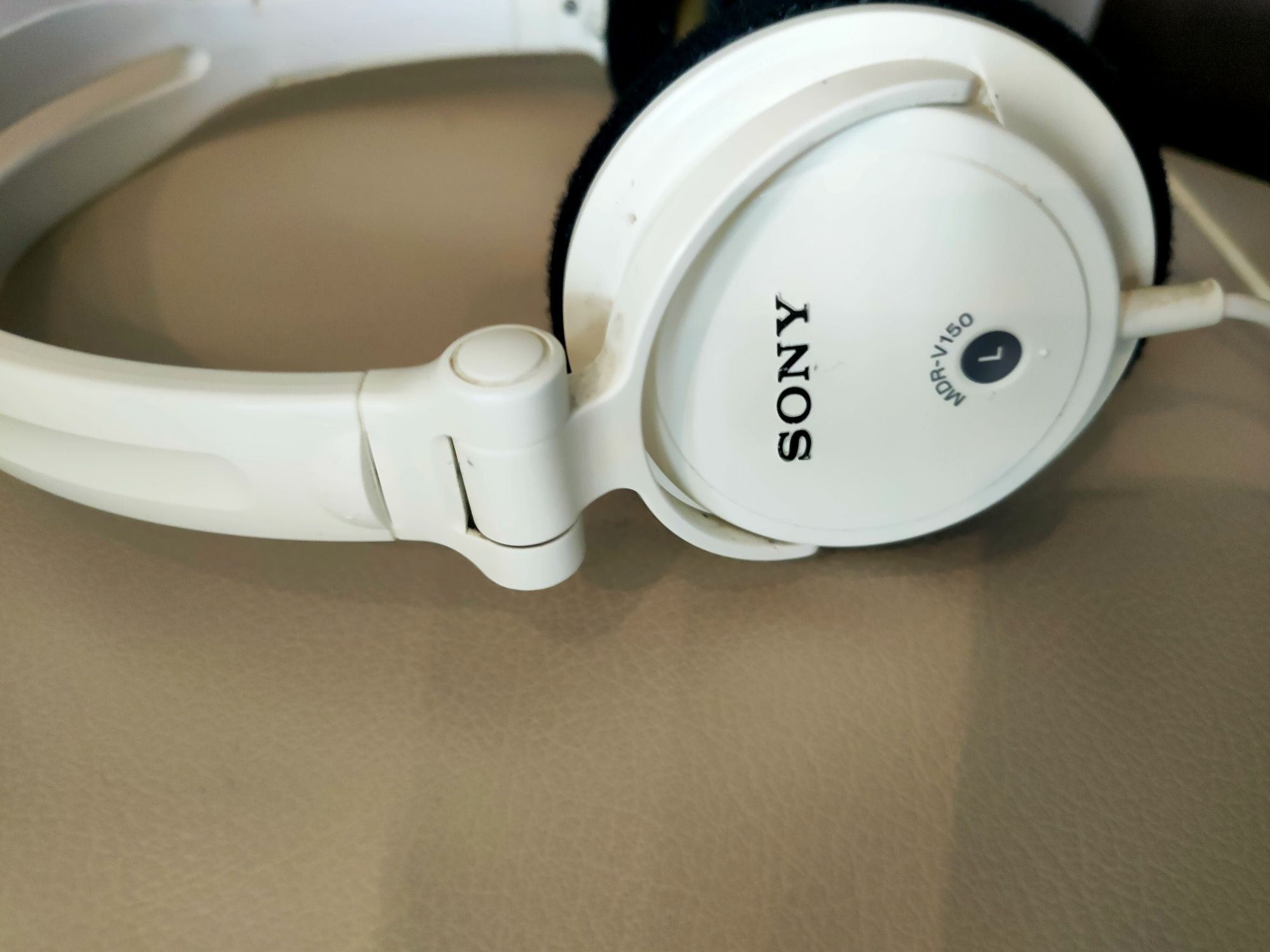 Słuchawki douszne Sony Mdr-v150 super stan
