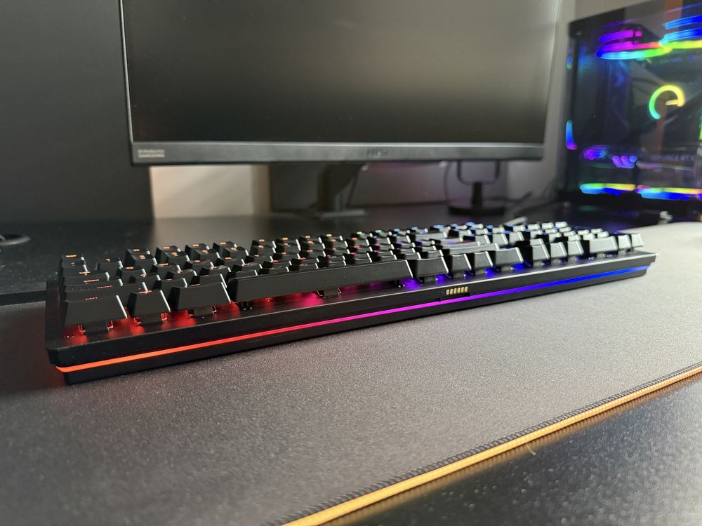 Ігрова клавіатура Razer Huntsman Elite 100%