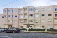 Apartamento T2 - 100m da Praia - Lareira e Garagem - Mindelo, Vila do