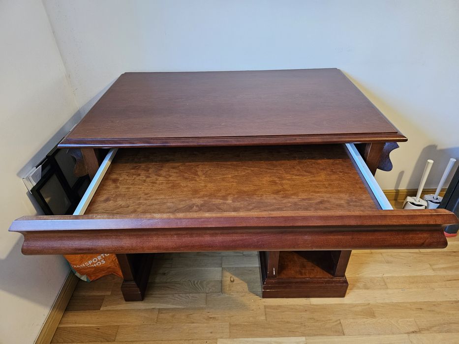 Secretária com gaveta em madeira