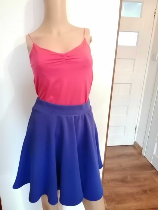 Top na cienkich ramiączkach Zara 38