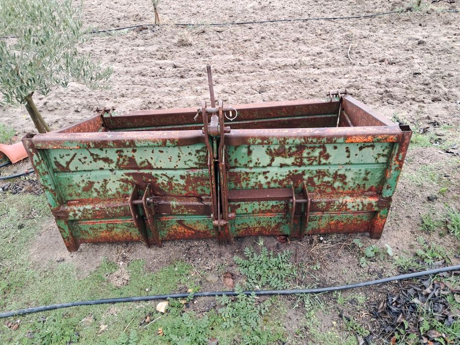 Vendo ou troco por  alguma coisa de meu agrado