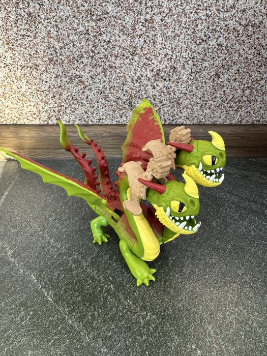 Іграшки як приборкати дракона, как приручить дракона