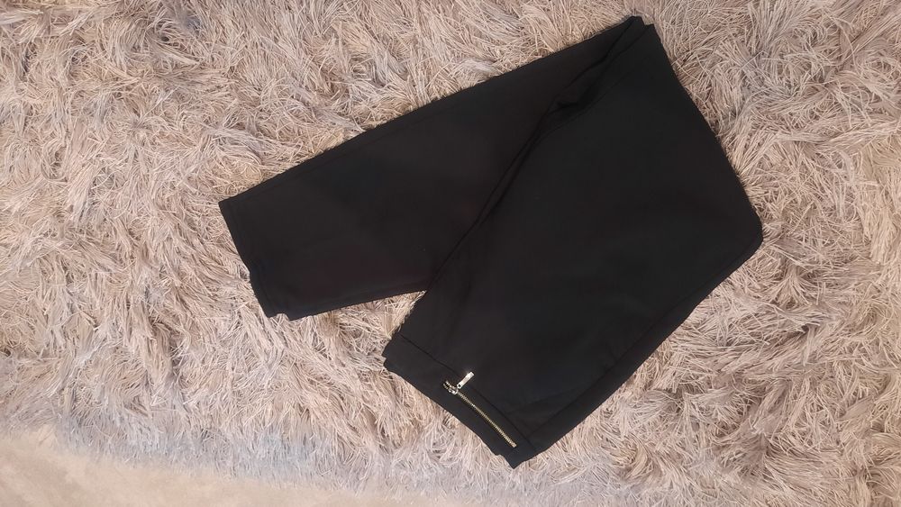 Eleganckie  spodnie mohito L
