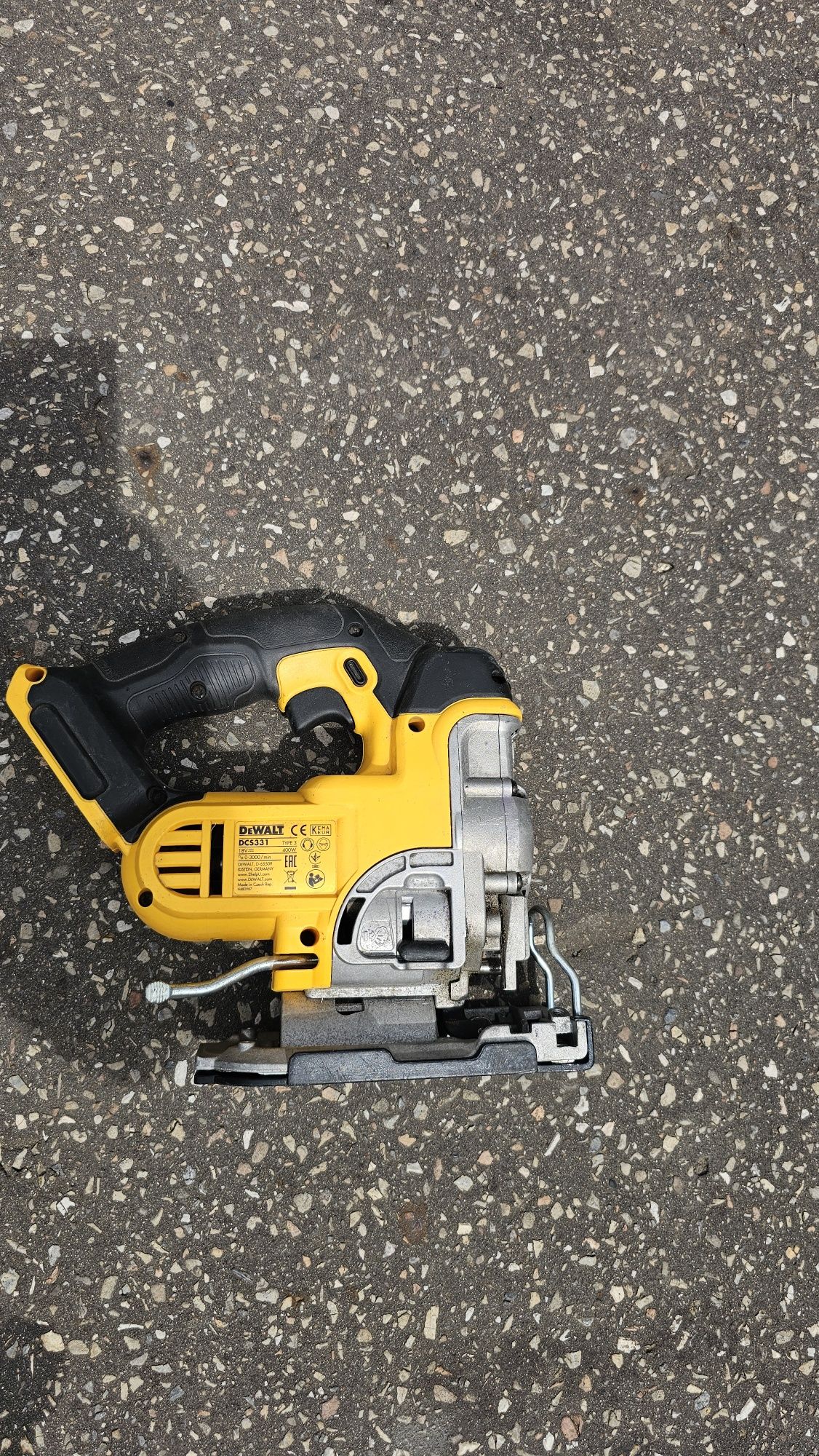 Wyrzynarka akumulatorowa Dewalt DCS331