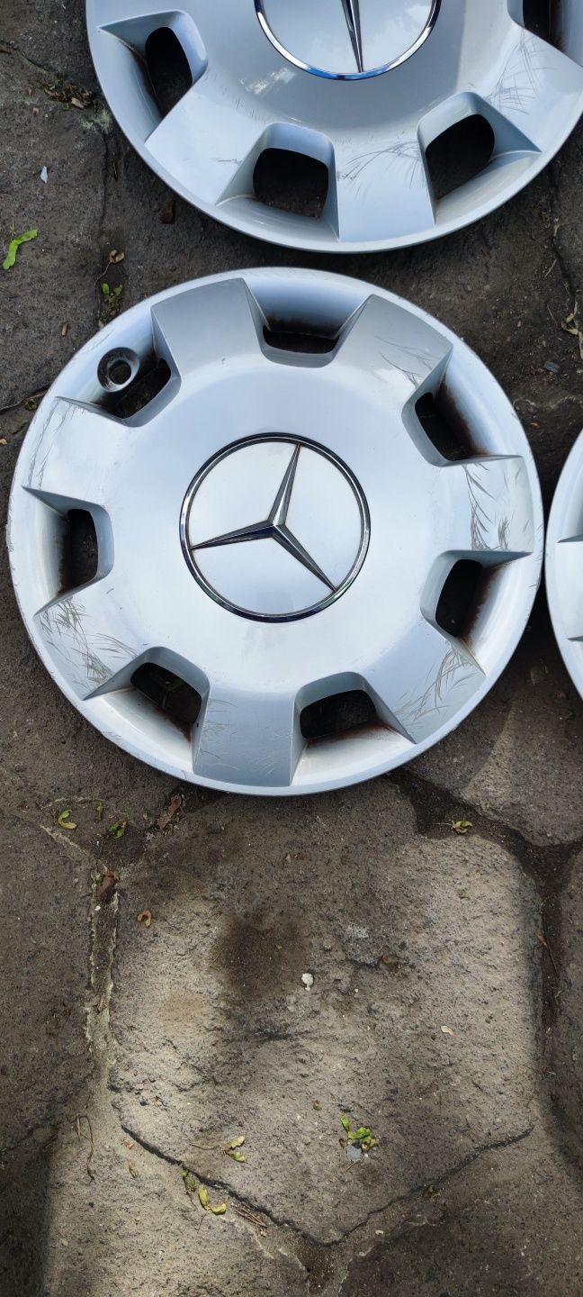 kołpaki mercedes 15tki 4szt 100zł