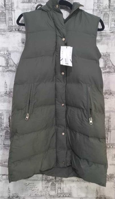 Жилетка від бренду Zara