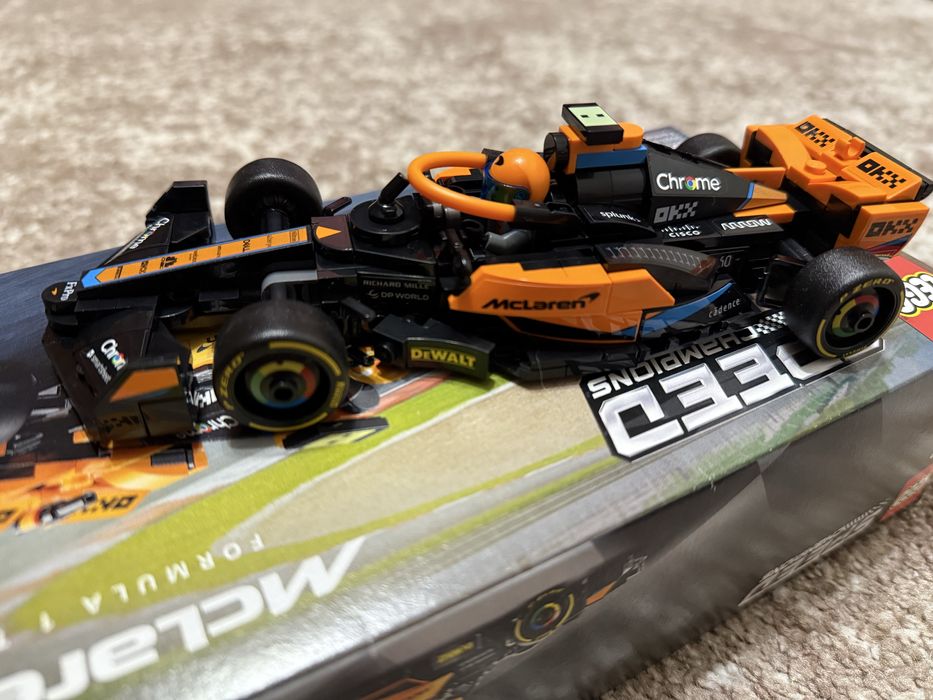 LEGO Speed Champions Автомобіль для перегонів 2023 McLaren Formula 1