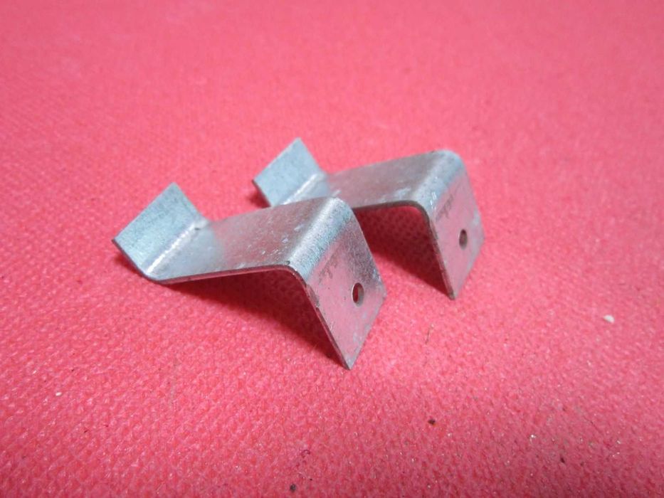 Крепление подоконников