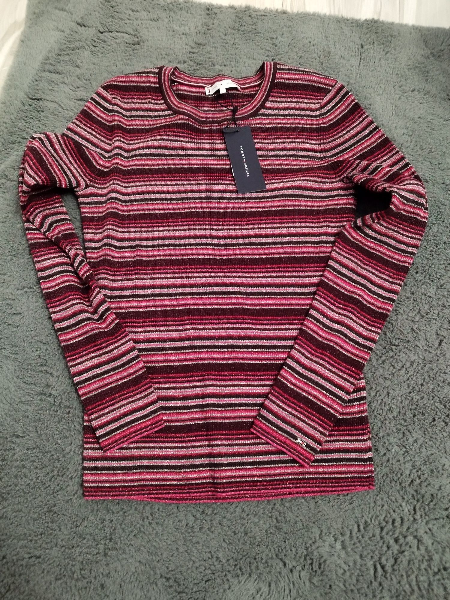 Sweterek Tommy Hilfiger rozmiar S