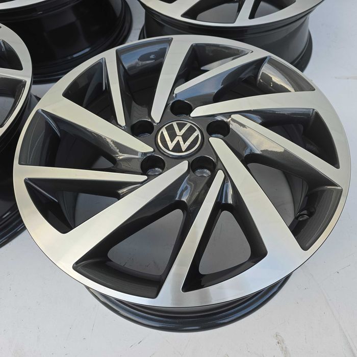 Felgi VW GOLF VIII VII VI Caddy Touran T-ROC PASSAT B7 5x112 16'' NOWE