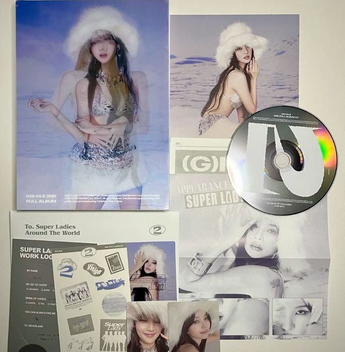 альбом "2" южнокорейской гёрл-группы (G)I-DLE.